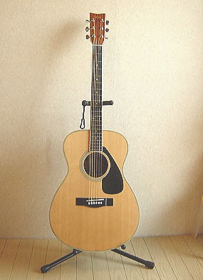 yamaha-fg252d